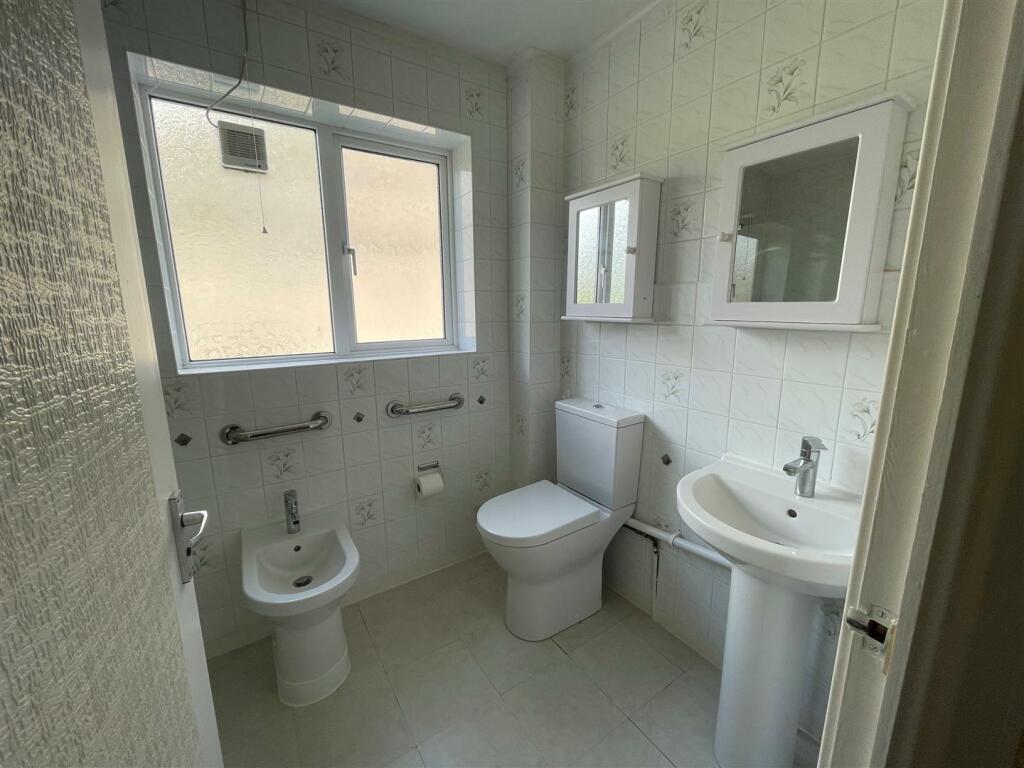 Additional property image - Park Road, Henstridge, Templecombe
