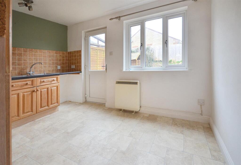 Additional property image - Townsend Green, Henstridge, Templecombe