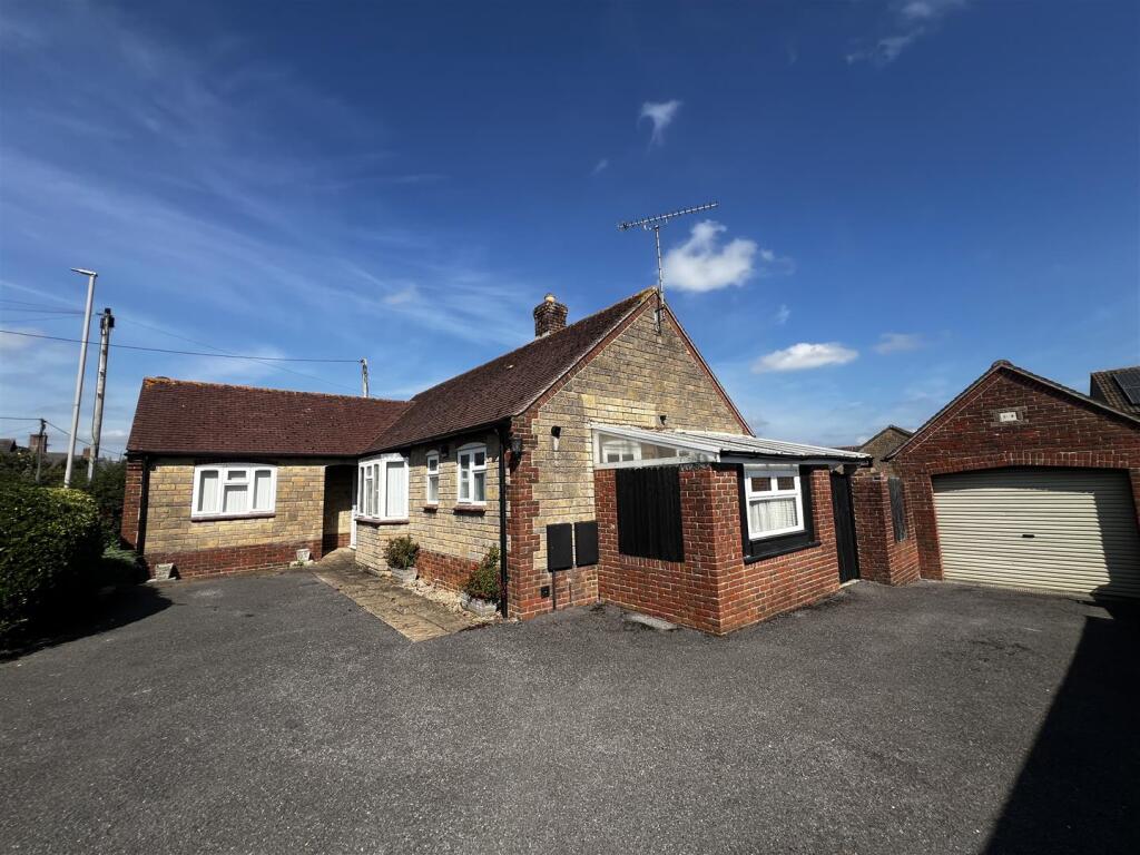 Main image of property: Thornhill Road, Stalbridge, Sturminster Newton