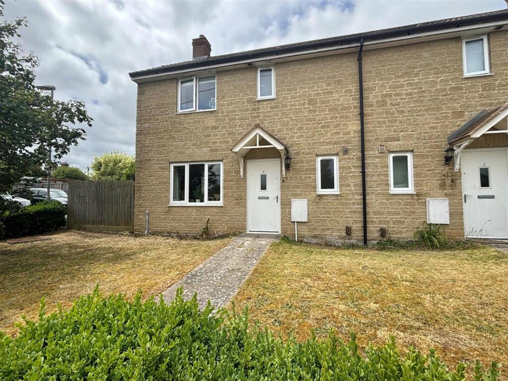 3 bedroom semi-detached house