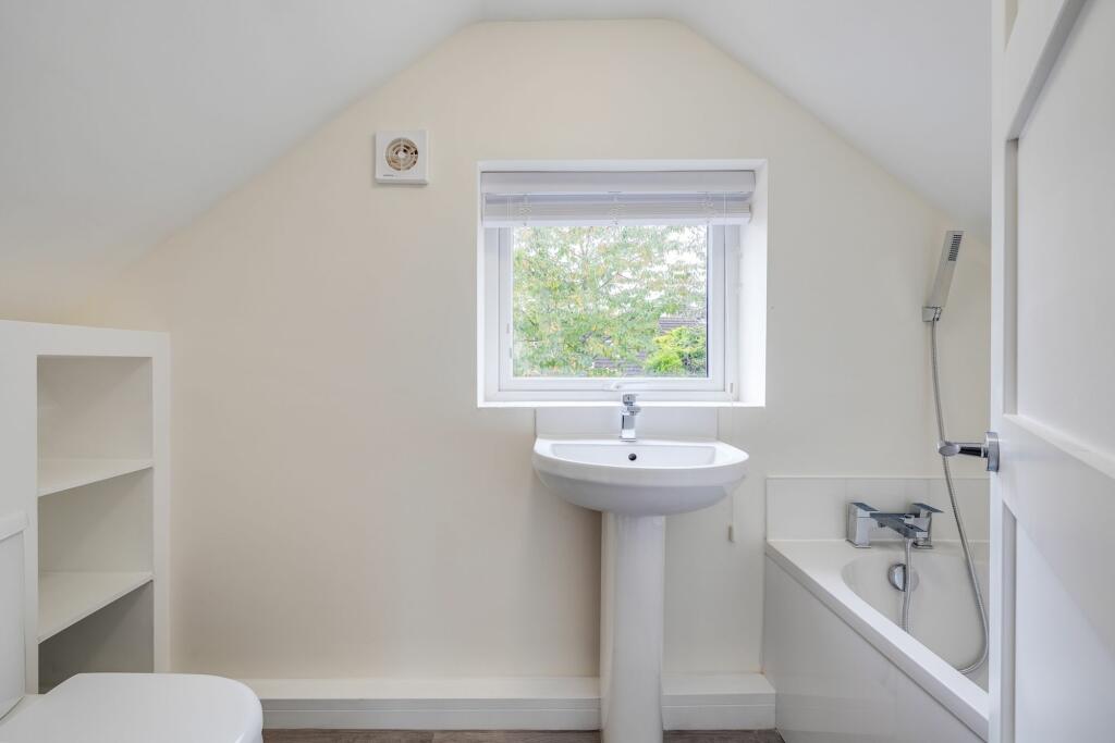 Additional property image - Upton Lane, Upton, CH2