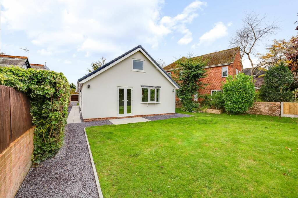 Additional property image - Upton Lane, Upton, CH2