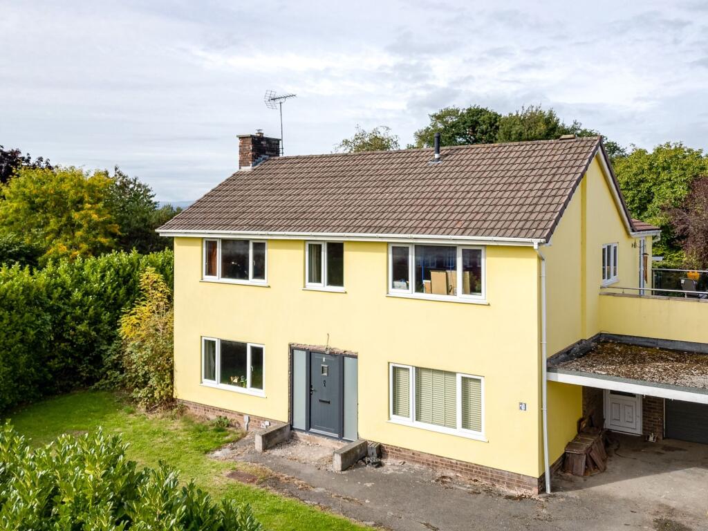 Main image of property: Lache Lane, Chester, CH4