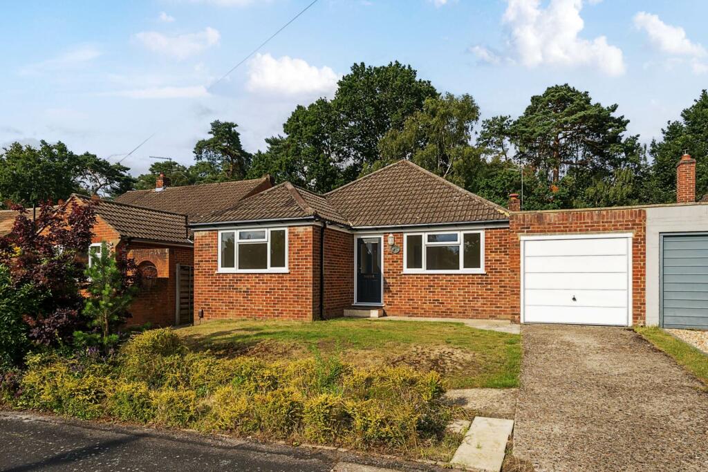 Main image of property: Velmead Close, Fleet