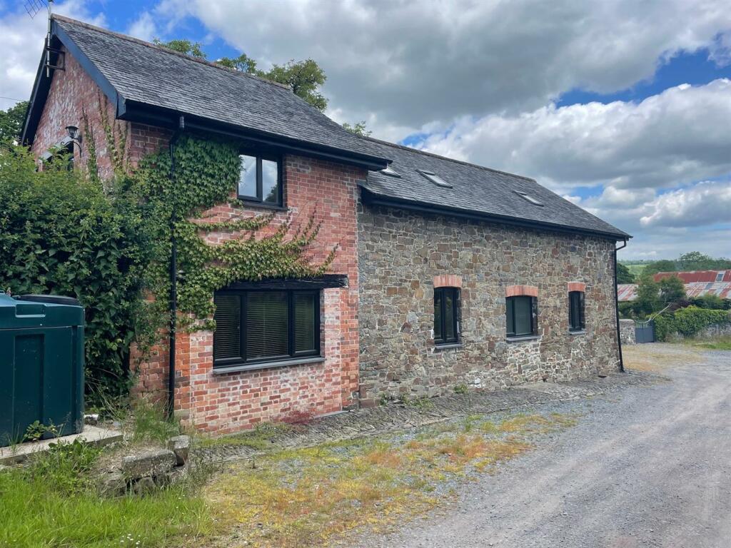 Main image of property: NR BURRINGTON