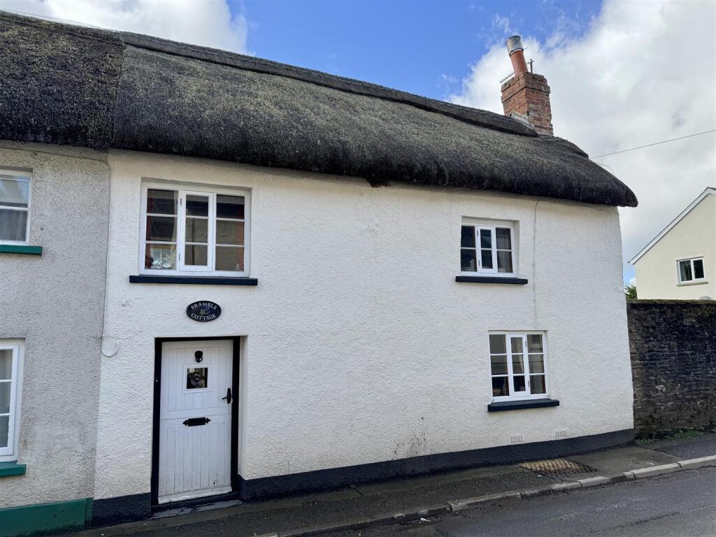Main image of property: CHULMLEIGH