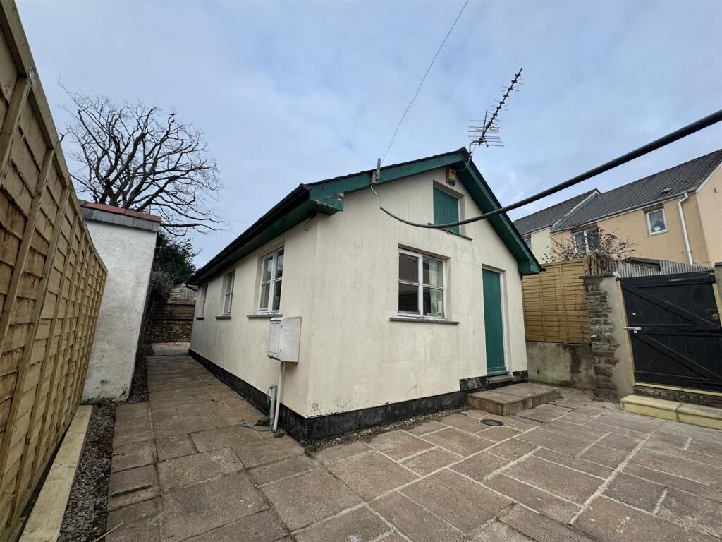 Main image of property: CHULMLEIGH