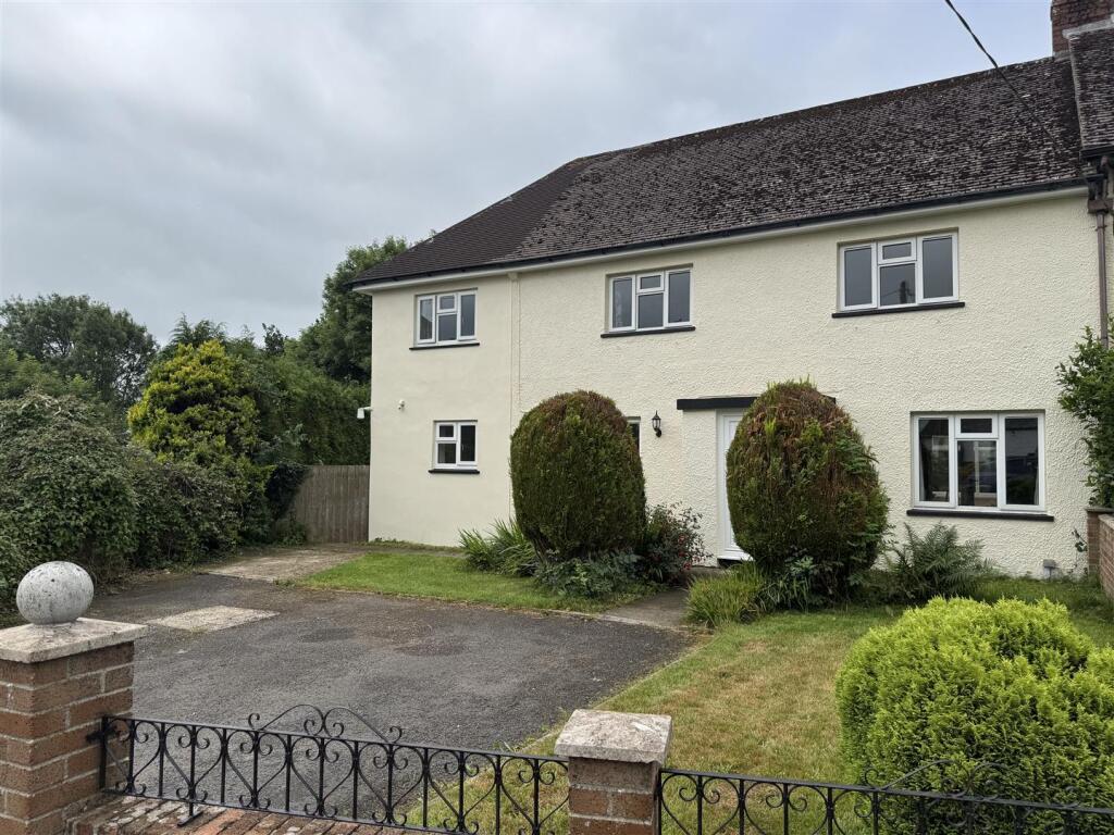 Main image of property: CHAWLEIGH