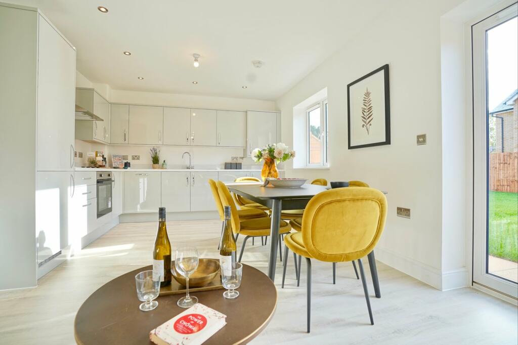 3 bedroom detached house for sale in Mill Lane, Houghton Conquest