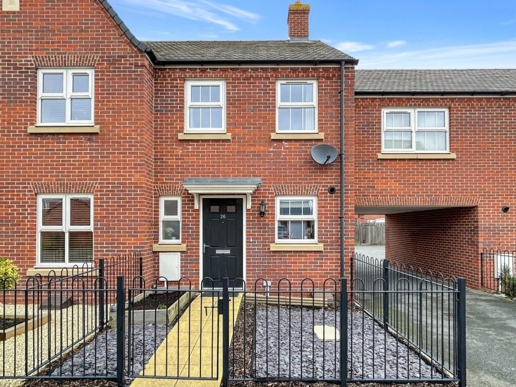 2 bedroom end of terrace house for sale in Novello Drive, Biggleswade, SG18