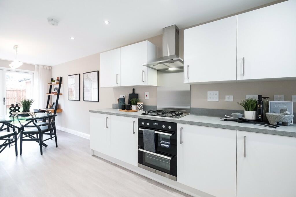 4 bedroom detached house for sale in Caldecote Fields, Vinegar Hill