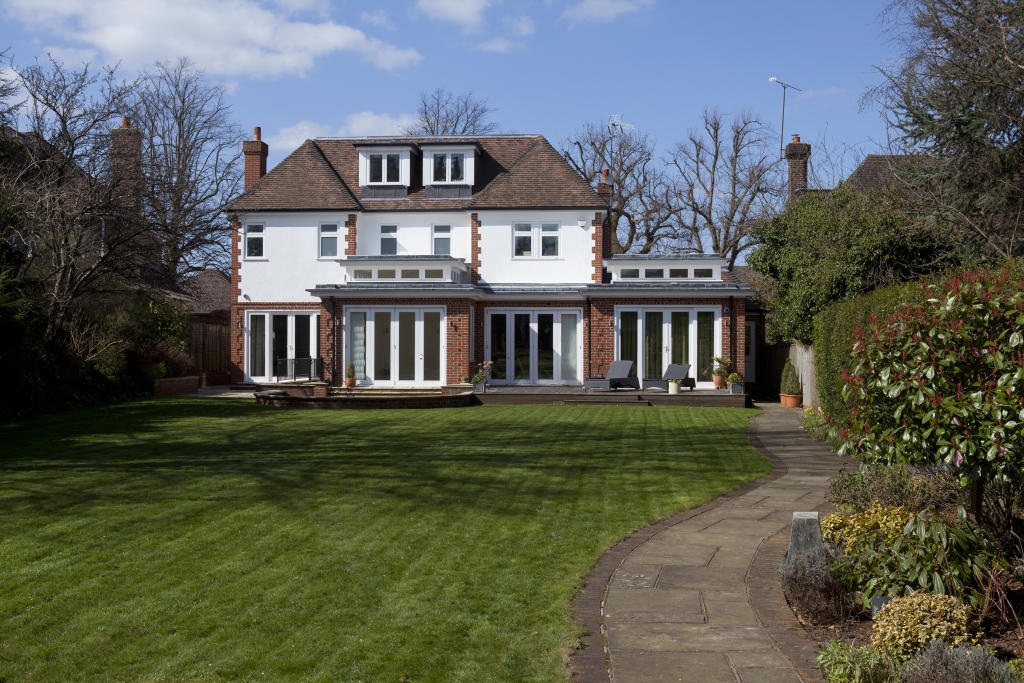 6 bedroom detached house for rent in Kippington Road, Sevenoaks, Kent, TN13