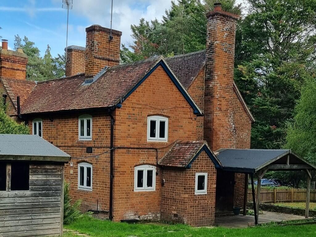 Main image of property: 7 Rotten Green, Hartley Wintney, RG27