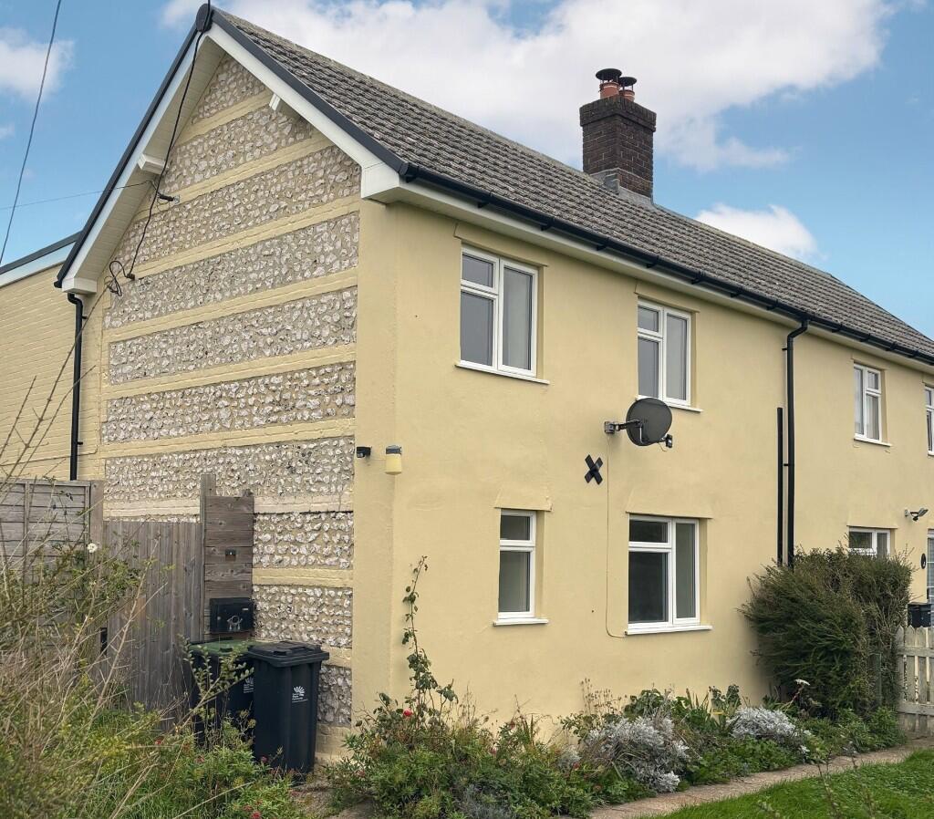 Main image of property: 1 Kingcombe Farm Cottage, Piddletrenthide DT2 7RF