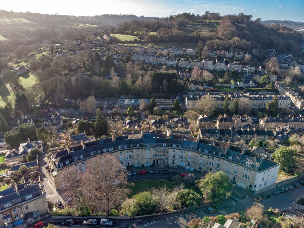 Additional property image - Widcombe Crescent, Bath, BA2 6AH
