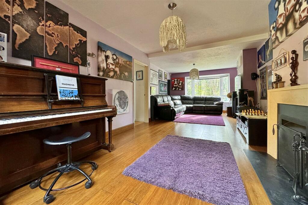 Additional property image - School Lane, Northend
