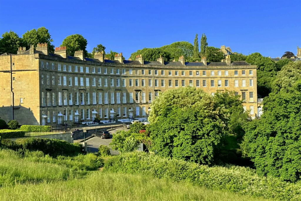 1 bedroom apartment for sale in Cavendish Crescent, Bath, BA1