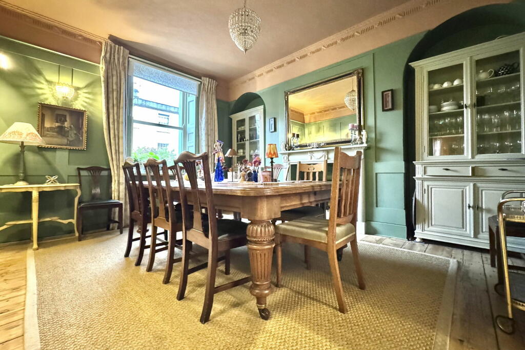 Additional property image - Belvedere, Bath