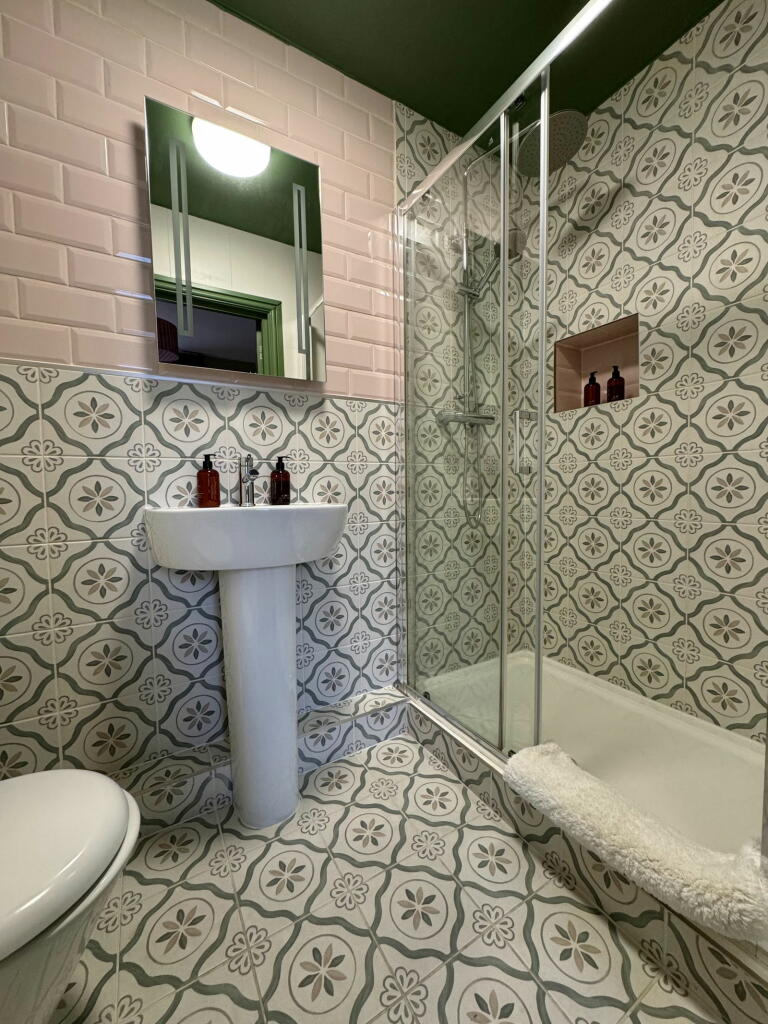 Additional property image - Belvedere, Bath