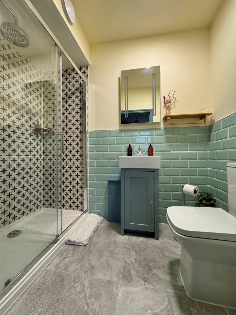 Additional property image - Belvedere, Bath