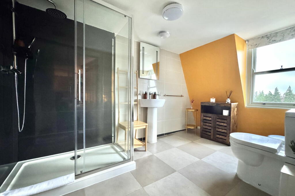 Additional property image - Belvedere, Bath