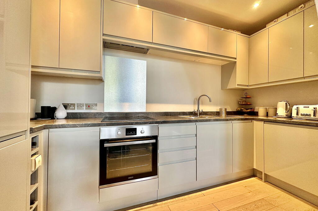 Additional property image - Cavendish Crescent, Bath, BA1 2UG