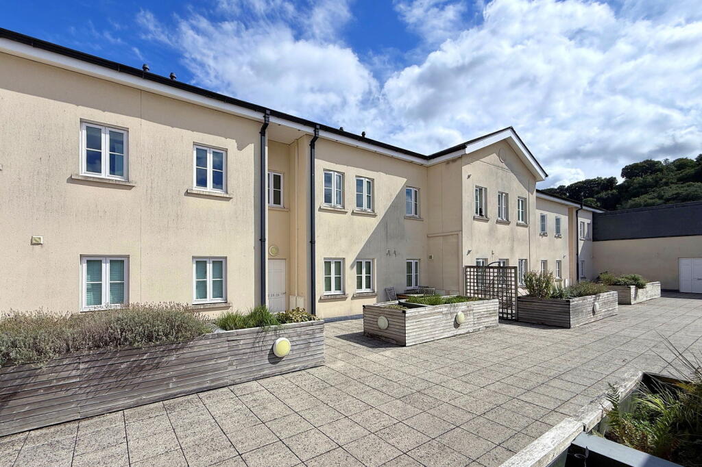 Main image of property: New Marchants Passage, Bath