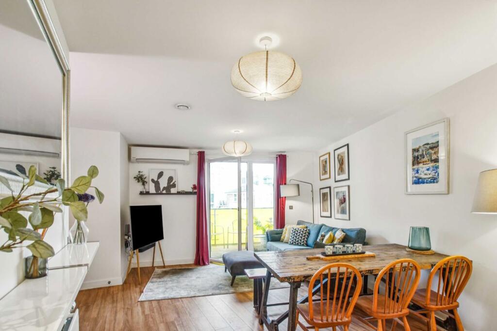 Main image of property: Finchley Road, Childs Hill