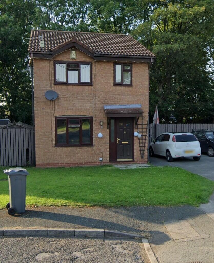 3 bedroom detached house for rent in 18 Tarrington Close, Manchester, Greater Manchester, M12