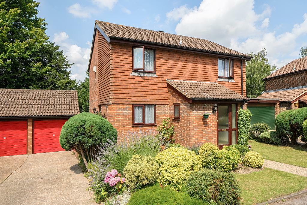 Main image of property: Tindale Close, Sanderstead, Surrey, CR2 0RT