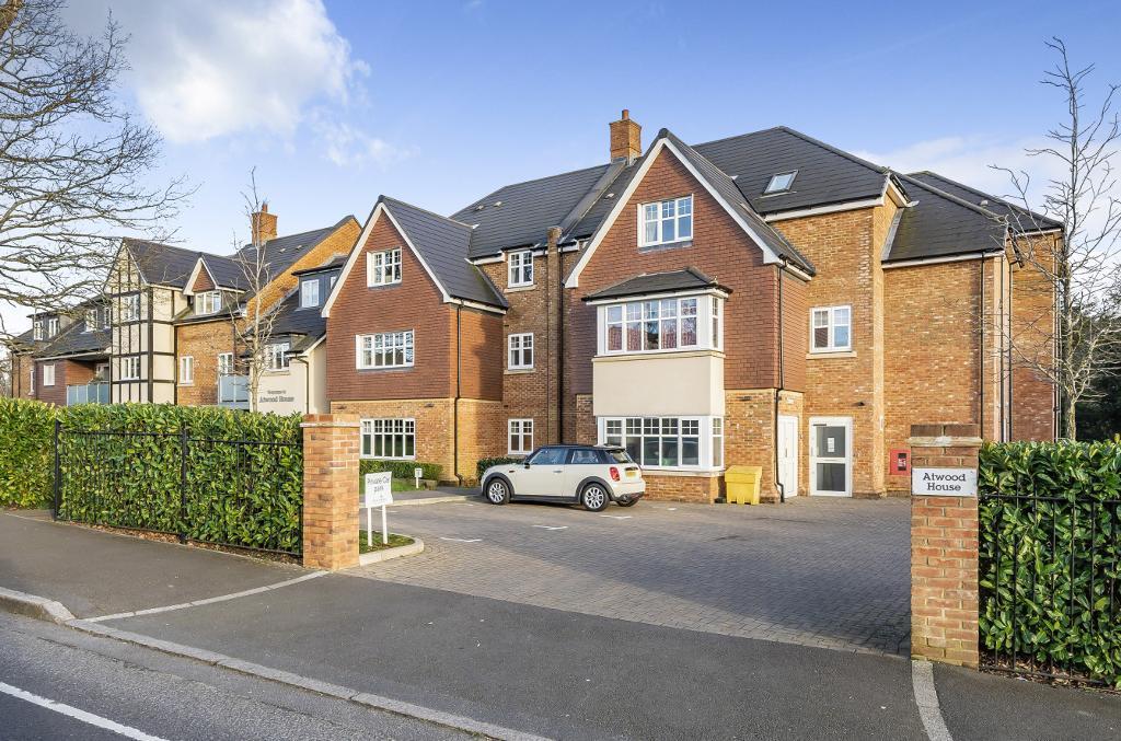 Main image of property: Addington Road, Sanderstead, CR2 8AX