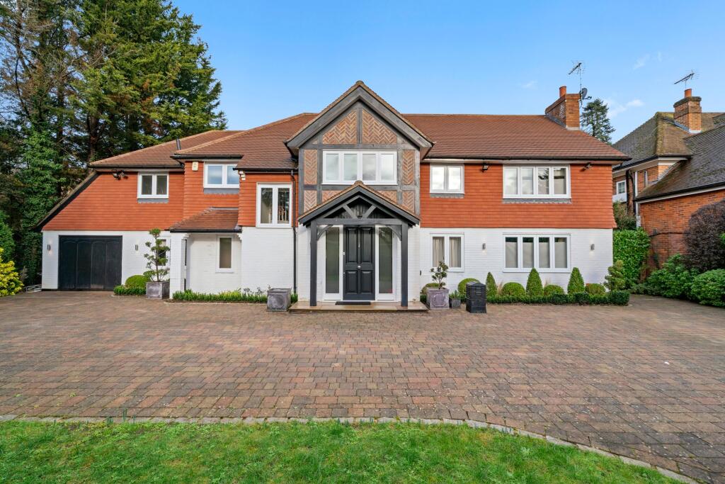 Main image of property: 11 The Barton, Cobham, KT11