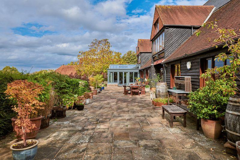 9 bedroom detached house for sale in Downs Lane, Leatherhead, KT22