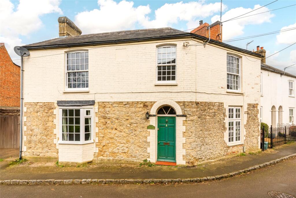 Main image of property: Upper Street, Tingewick, Buckinghamshire, MK18