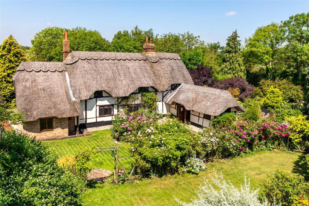 Main image of property: Singleborough, Milton Keynes, Buckinghamshire, MK17