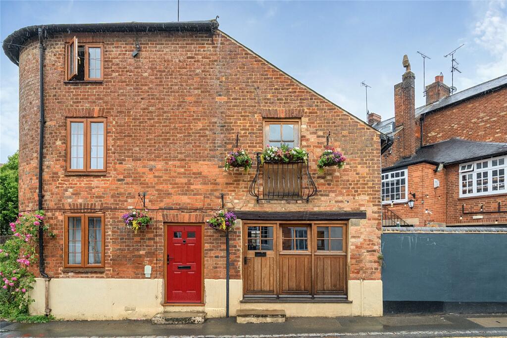 Main image of property: Ford Street, Buckingham, Buckinghamshire, MK18