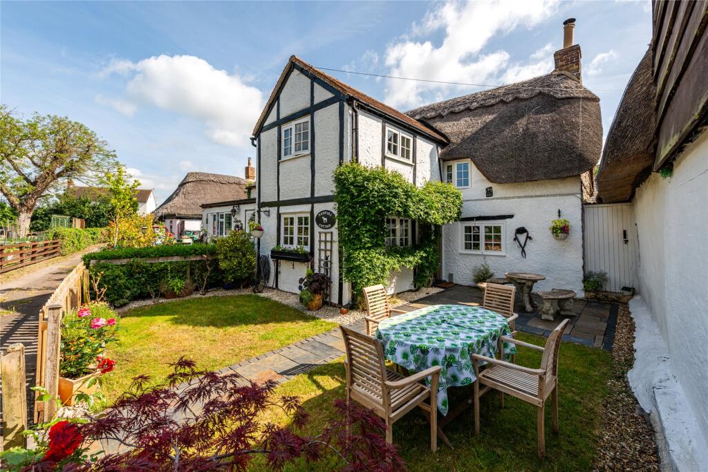 Main image of property: The College, Marsh Gibbon, Oxfordshire, OX27