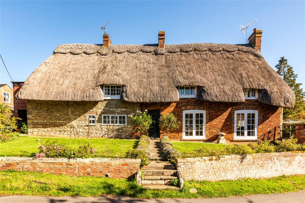 Main image of property: Old End, Padbury, Buckinghamshire, MK18