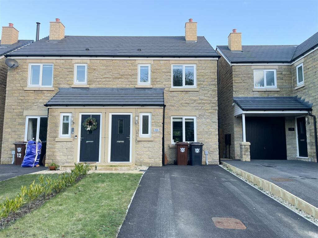 3 bedroom semidetached house for sale in Hadfield Drive, Chinley, SK23