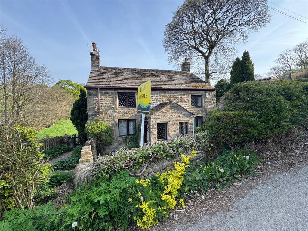 Main image of property: The Wash, Chapel-En-Le-Frith, High Peak