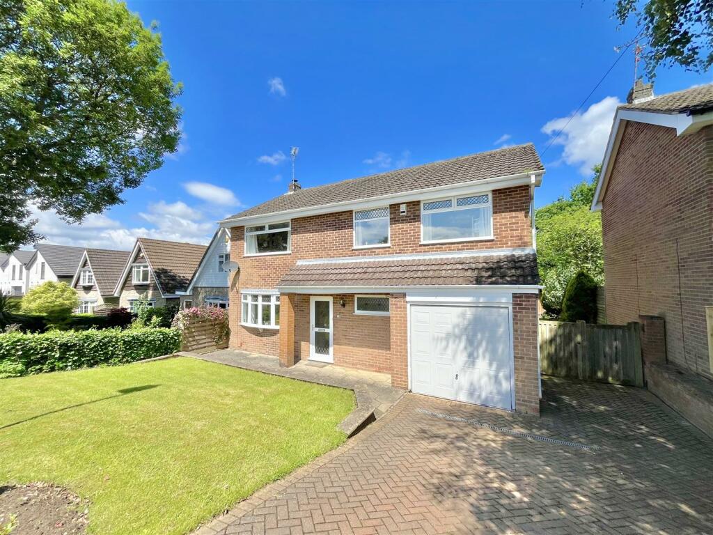Main image of property: Vernon Crescent, Ravenshead, Nottingham