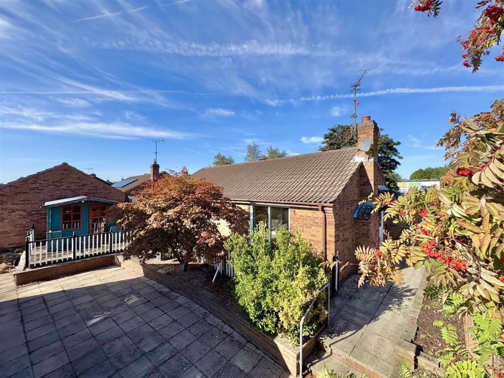 Main image of property: Sutton Middle Lane, Kirkby-In-Ashfield, Nottingham