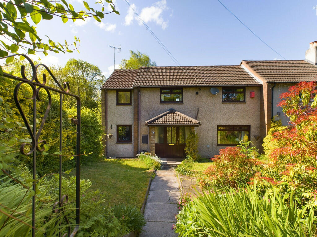 2 bedroom semidetached house for sale in Beaufort Crescent, NP15 1QL, NP15