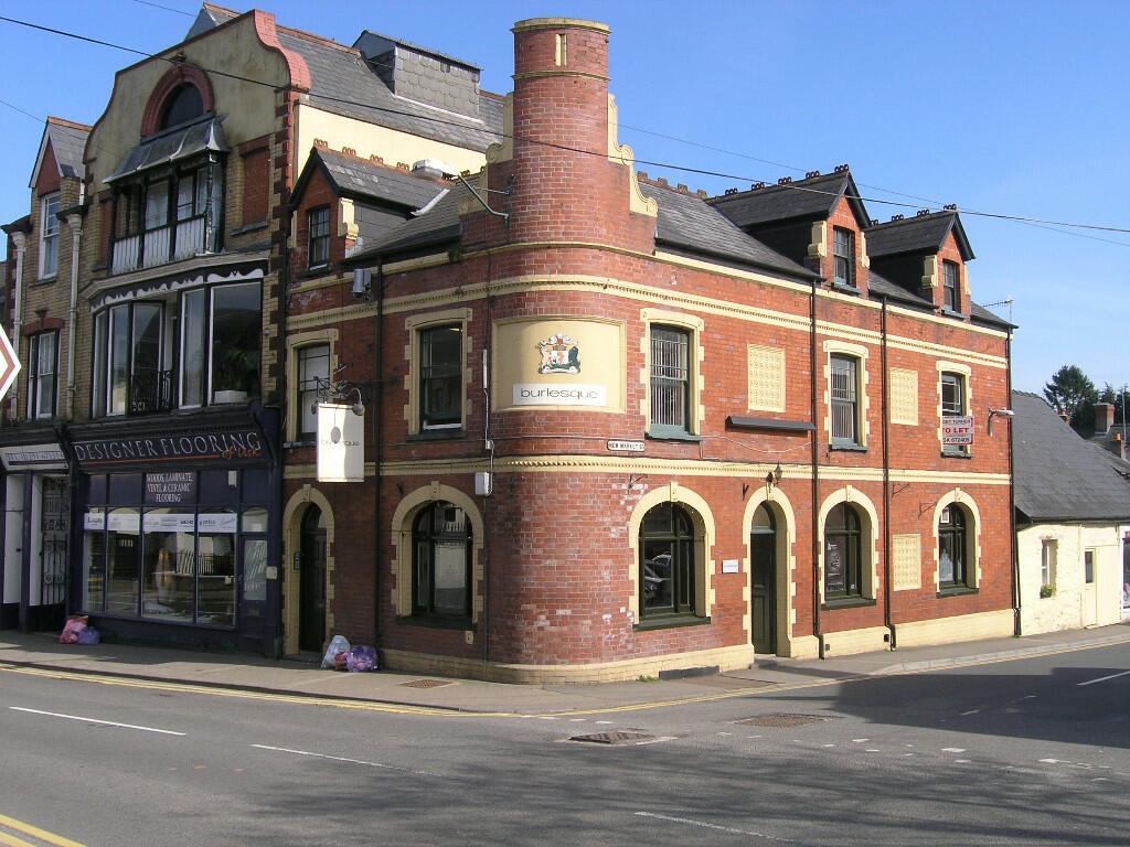 High street retail property for rent in Bridge Street, Usk