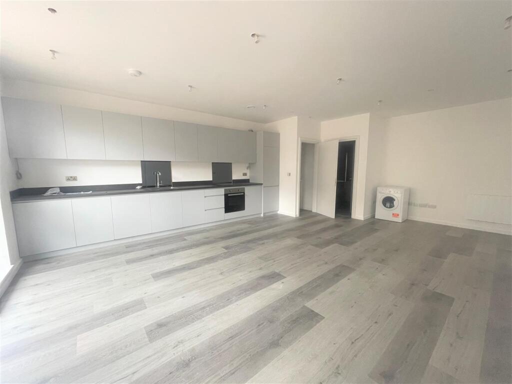 Main image of property: Elma House, Fleet