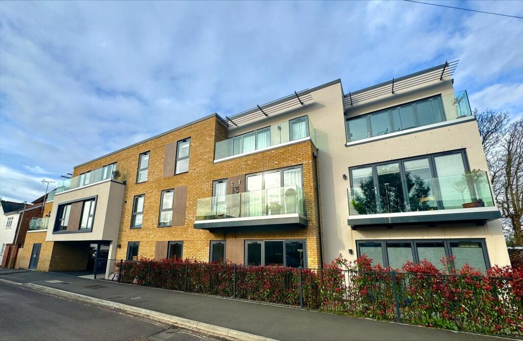 Main image of property: Upper Street, Fleet, Hampshire