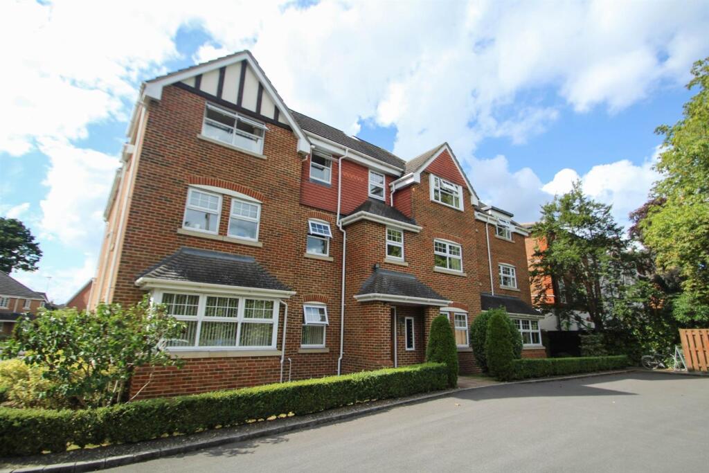Main image of property: Blenheim Place, Park Road
