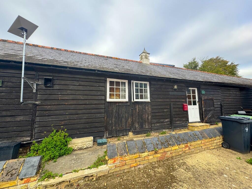 Main image of property: CM6
