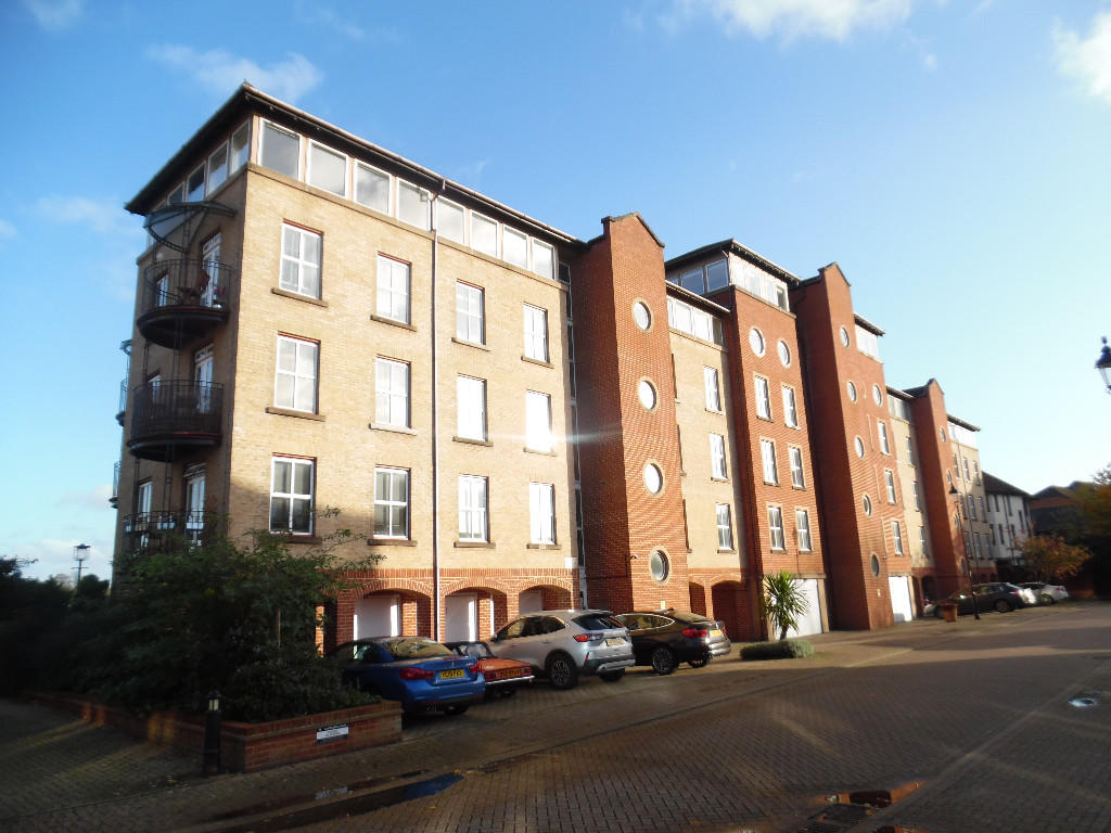 Main image of property: Andes Close, Southampton, Hampshire, SO14
