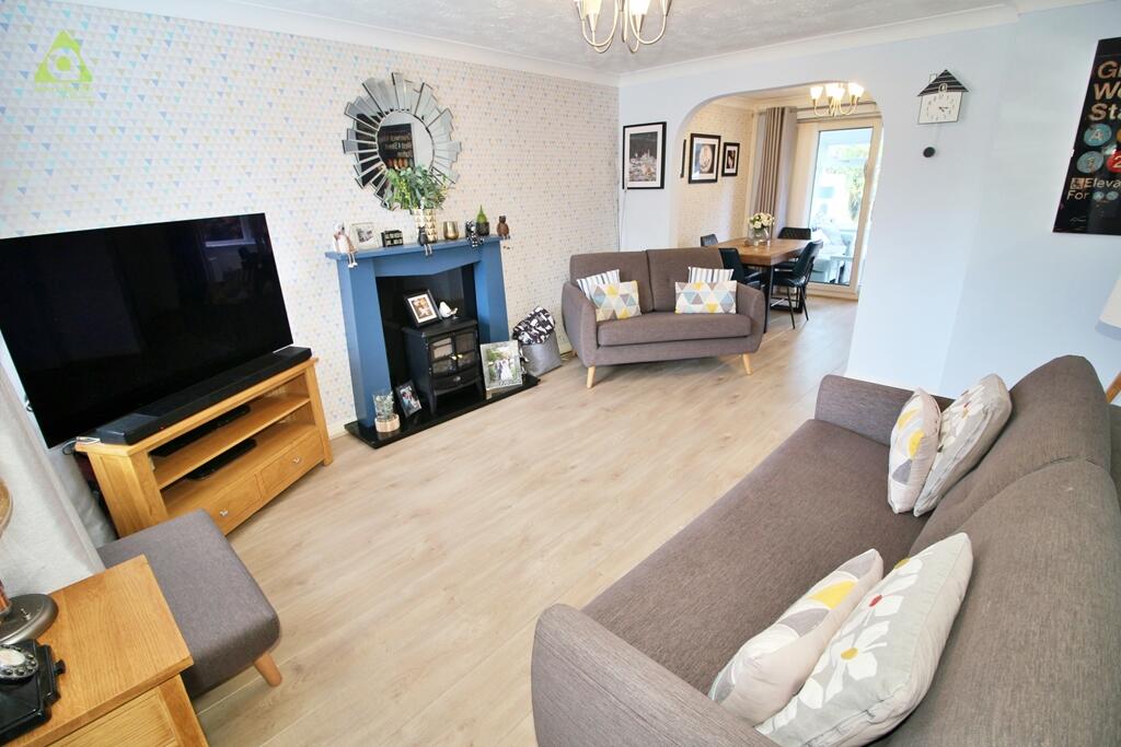 Additional property image - Parkham Close, Westhoughton, BL5 2GT